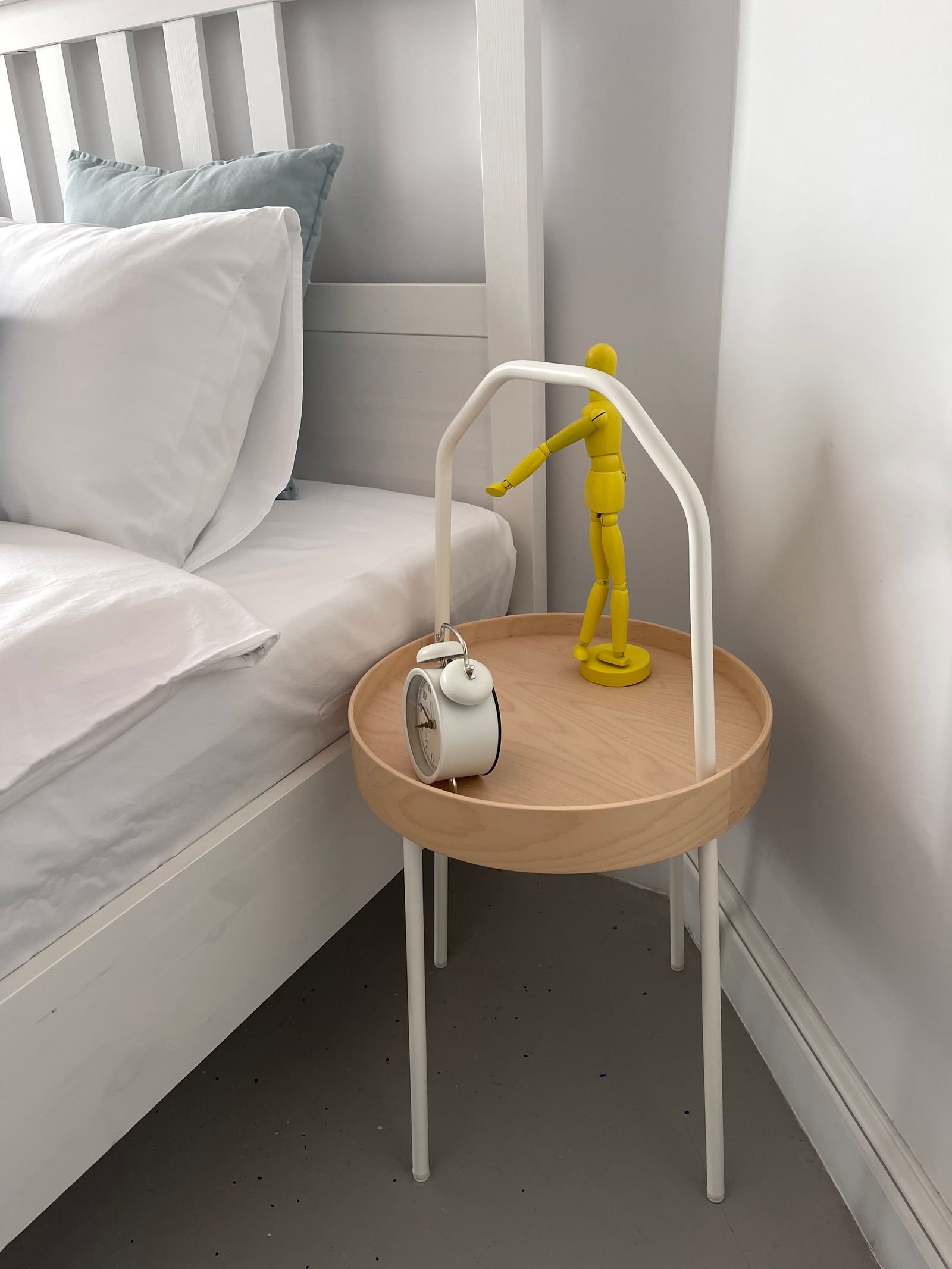 Liva Nightstand 50cm